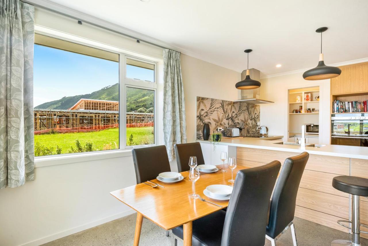 Matenga Townhouse - Waikanae Holiday Home 外观 照片