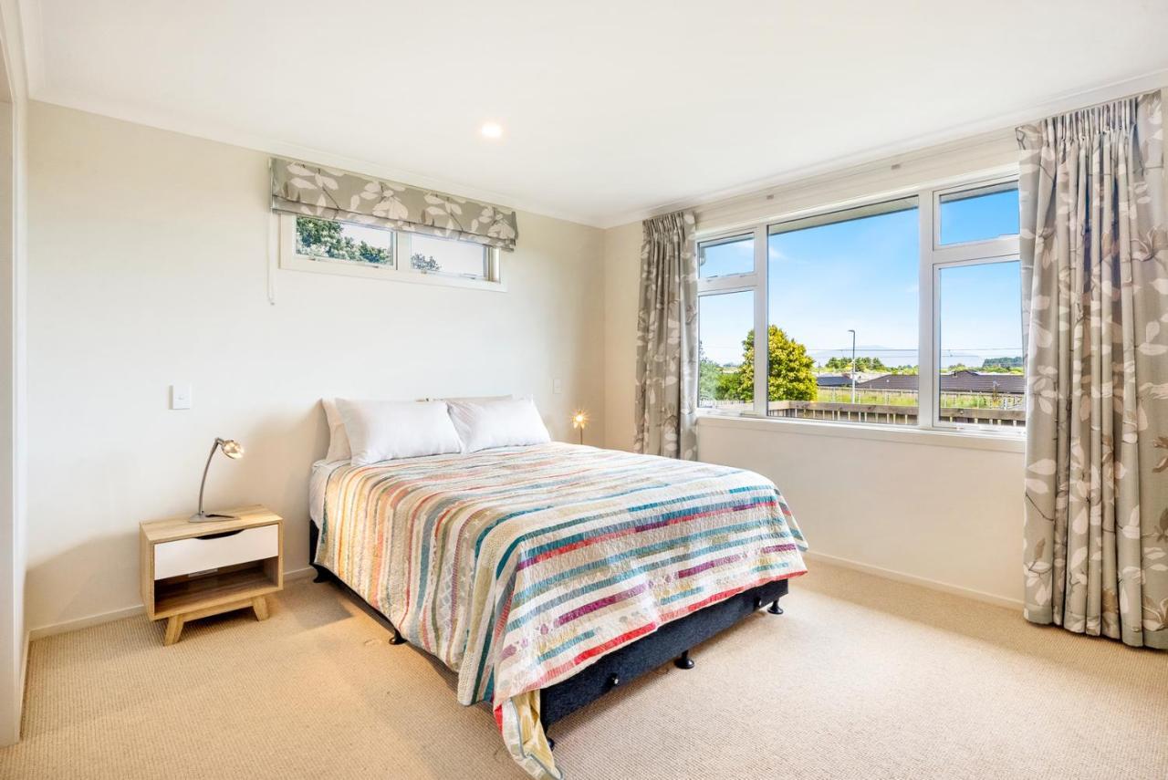 Matenga Townhouse - Waikanae Holiday Home 外观 照片