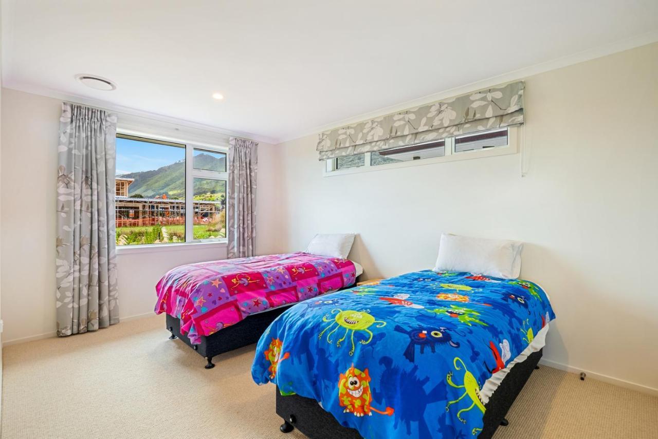Matenga Townhouse - Waikanae Holiday Home 外观 照片