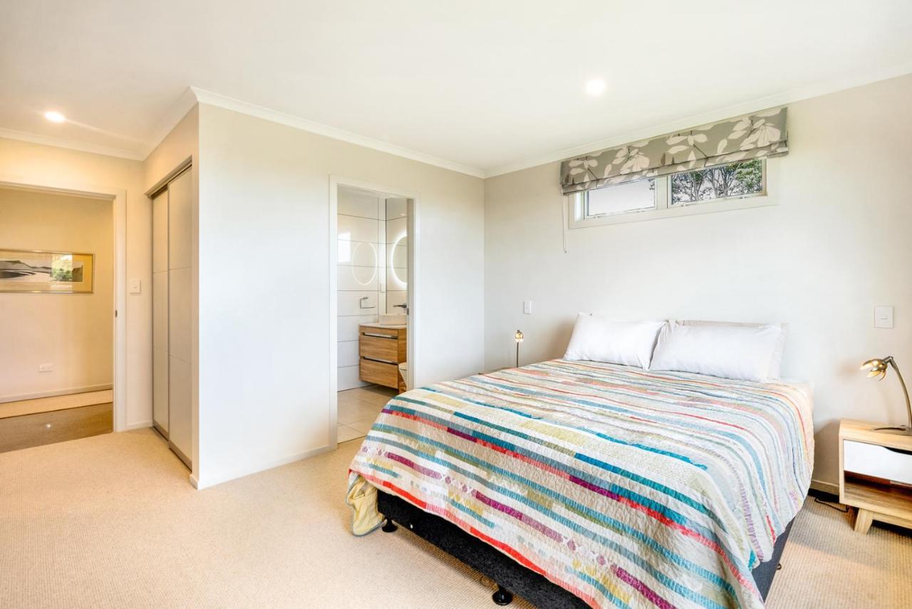 Matenga Townhouse - Waikanae Holiday Home 外观 照片